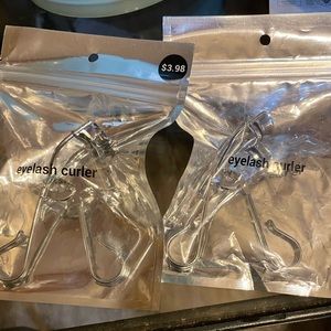 Set of 2 Eyelash Holders